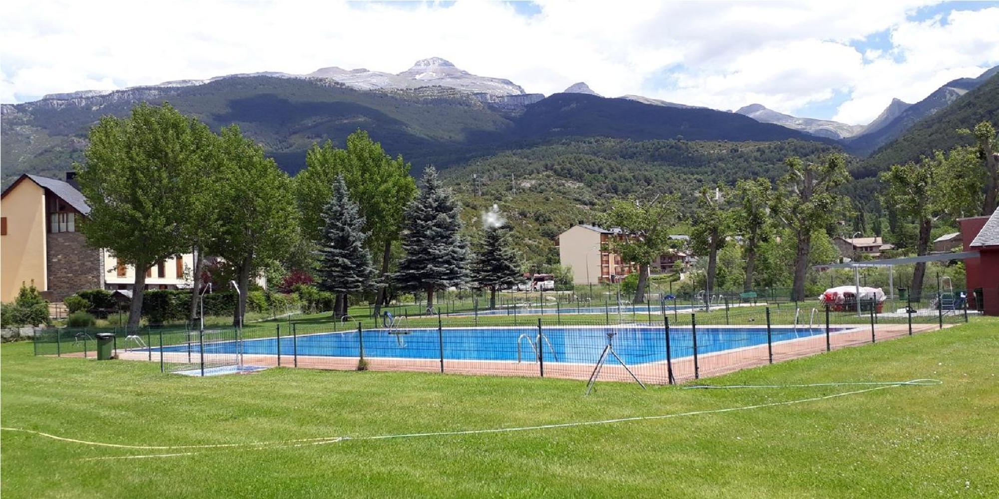 Jardin Araguas Apartment Villanua Bagian luar foto